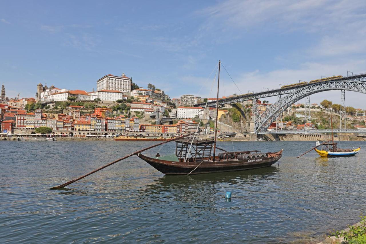 Flh Almada Cozy Apartment With View Porto Luaran gambar