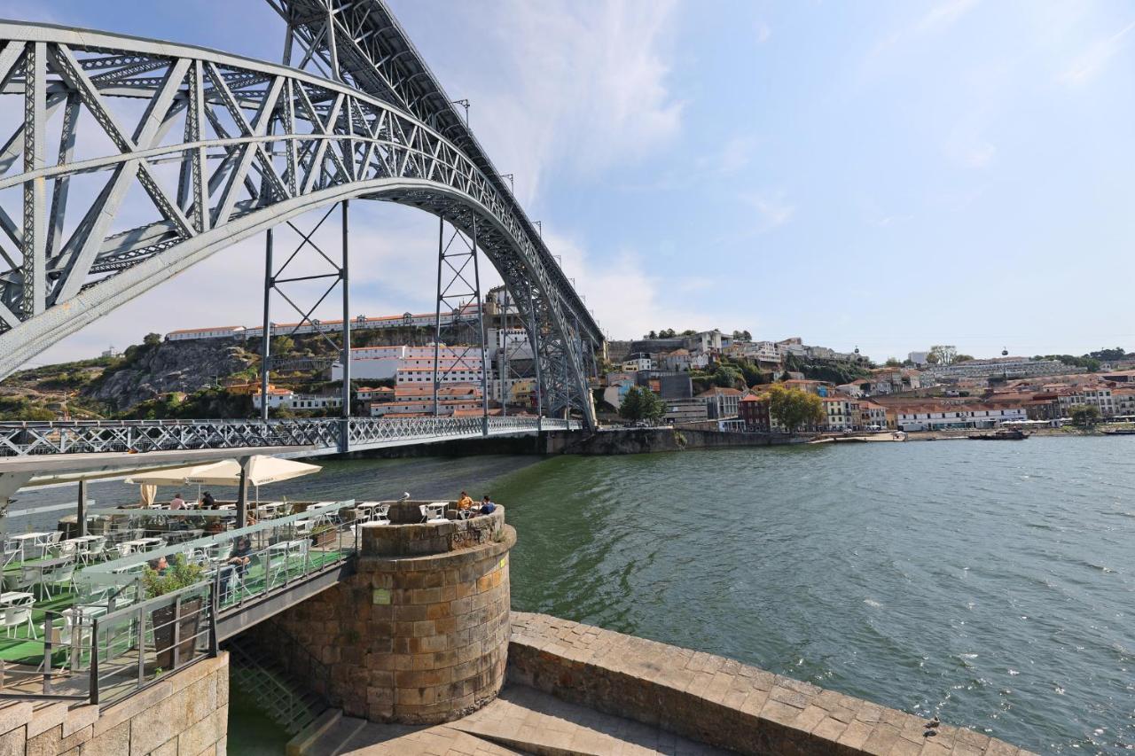 Flh Almada Cozy Apartment With View Porto Luaran gambar